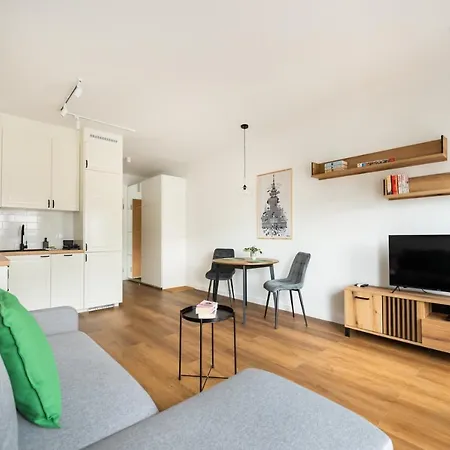Bemowo Narwik Comfort Studio 公寓